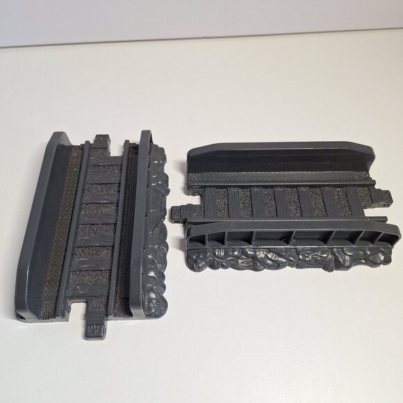 2 GeoTrax Railroad Trestle Gray Train Track Lot Mattel 2003 - Picture 1 of 5